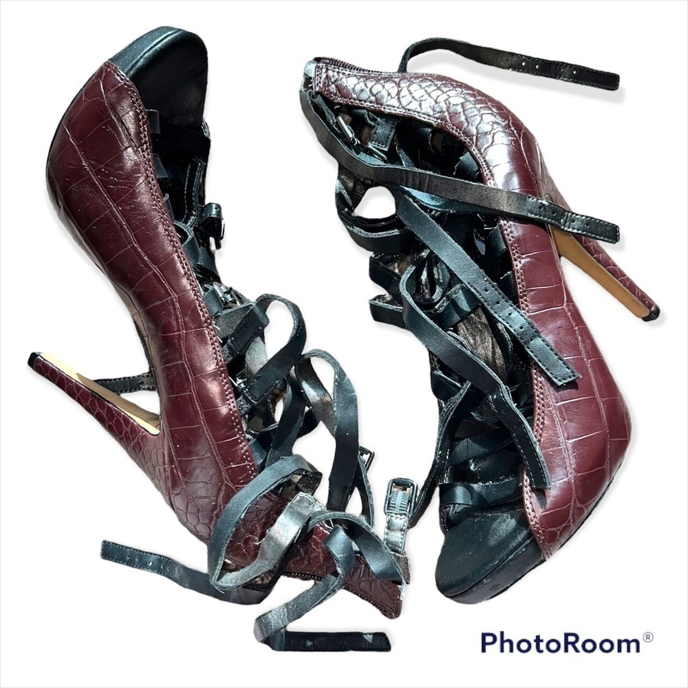 Circus by Sam Edelman Peep Toe Heels Lace Up Croc Embossed